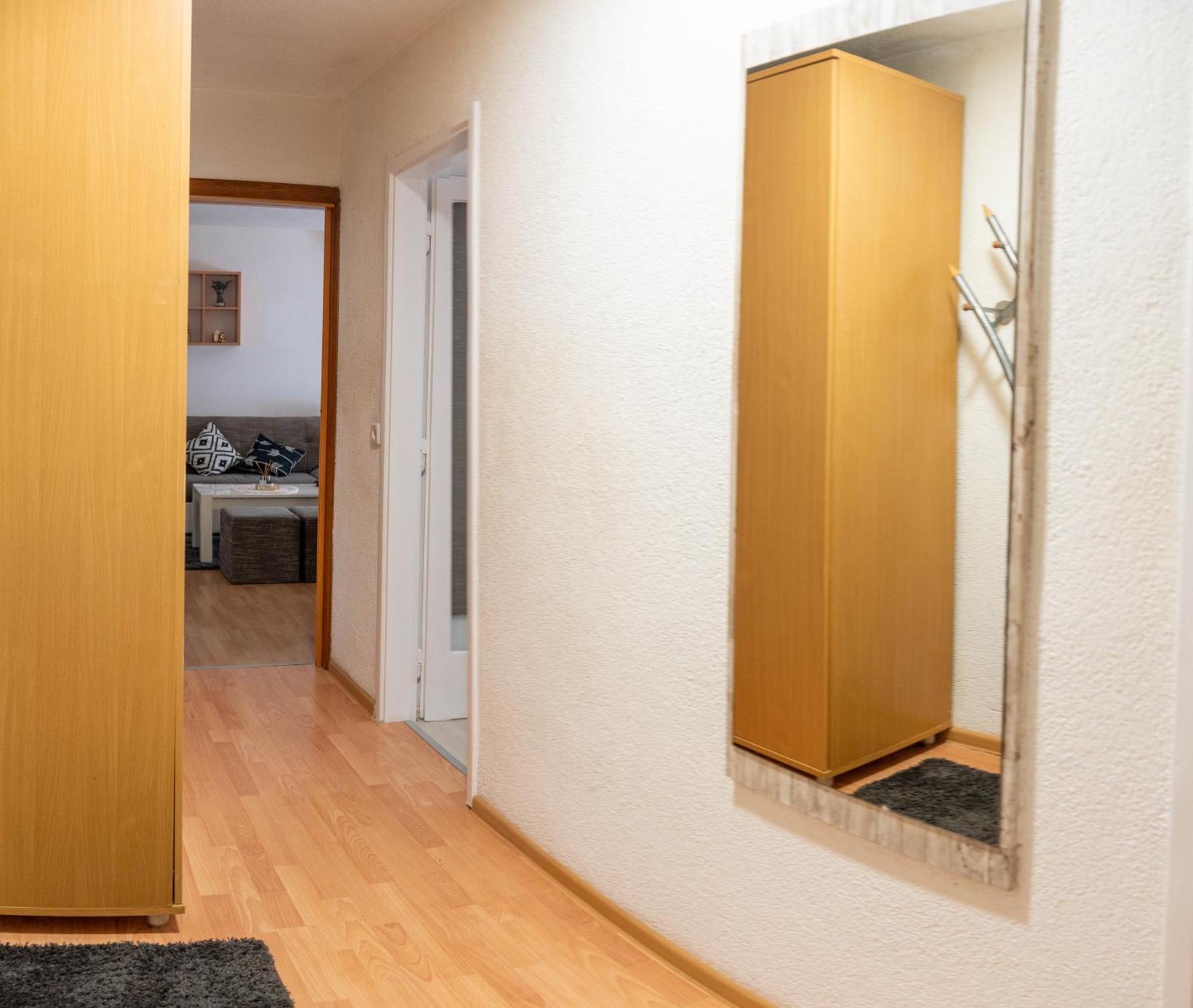 Apartman Lili Knin Exterior foto